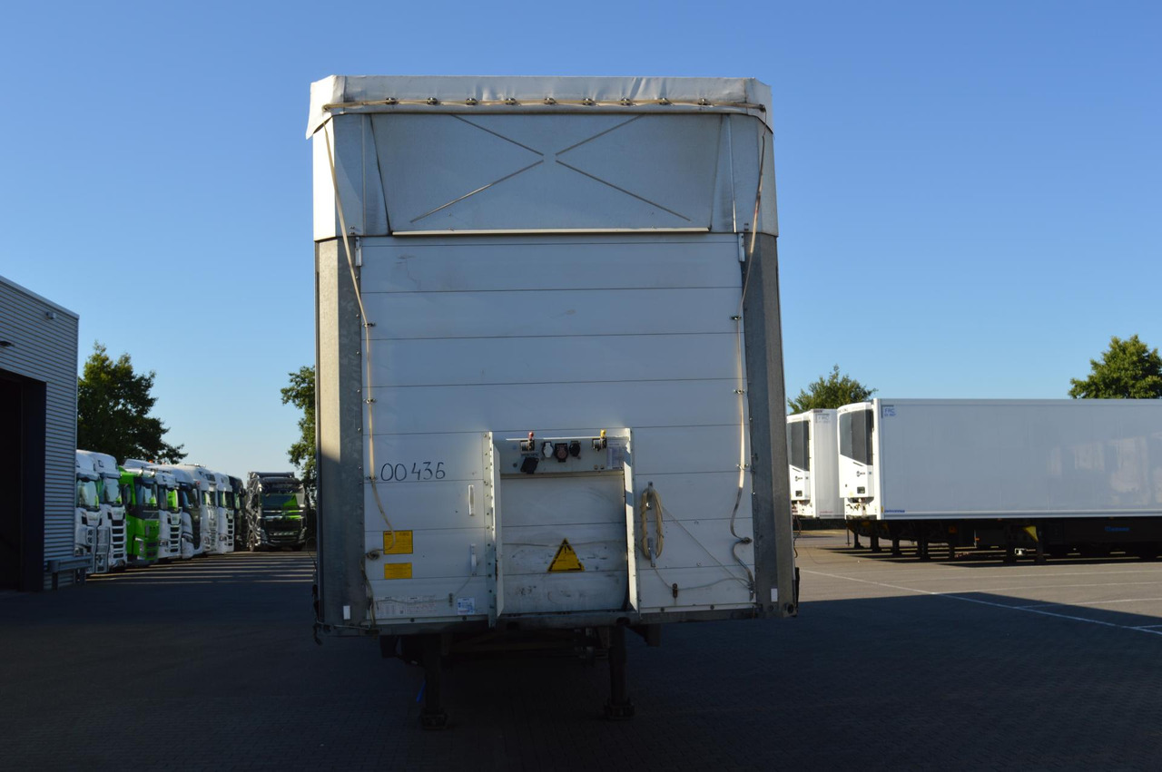 Schmitz Cargobull SCS24/L Varios - Ponyvás félpótkocsi: 2 kép. Schmitz Cargobull SCS24/L Varios - Ponyvás félpótkocsi: 2 kép.