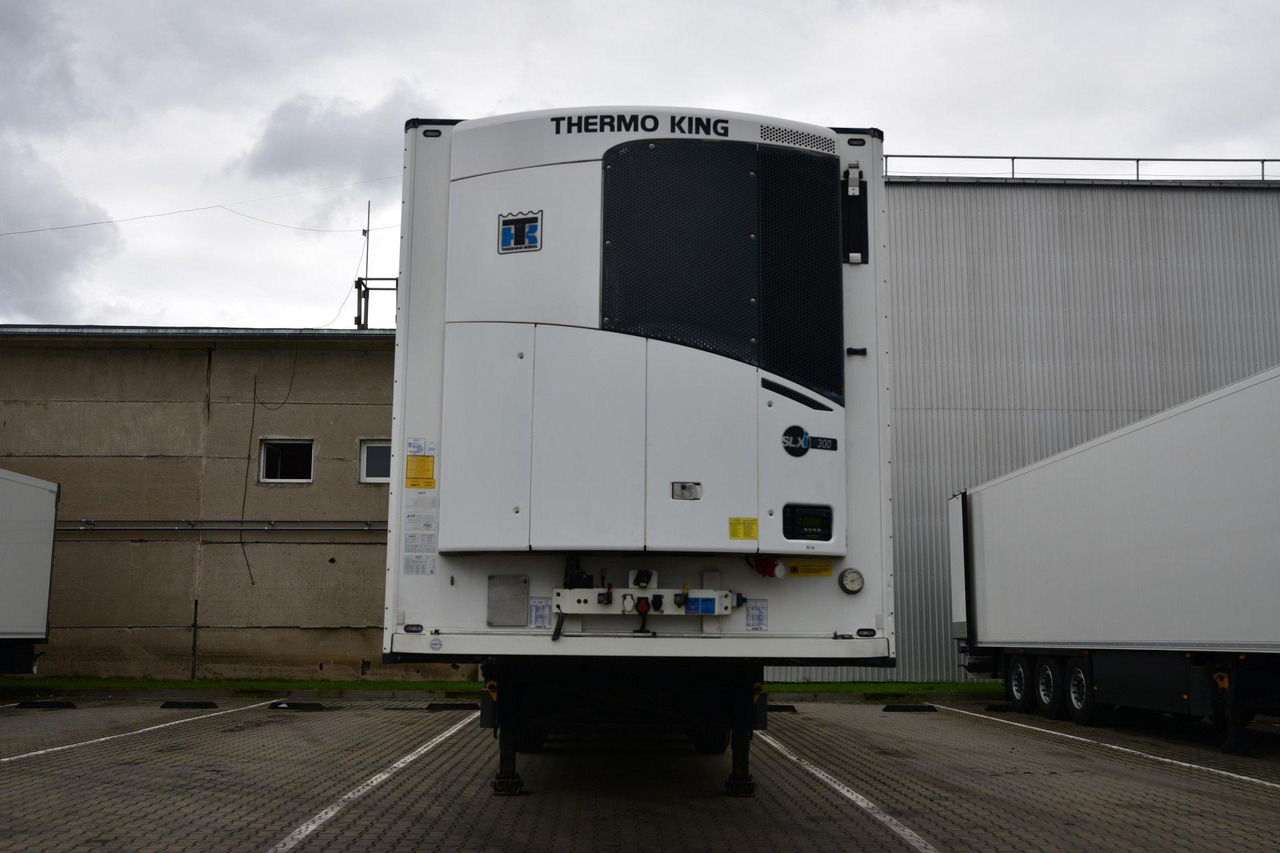 Schmitz Cargobull SKO Double Deck FP 45 ThermoKing SLXi 300 Lifting Axle - Félpótkocsi hűtős: 2 kép. Schmitz Cargobull SKO Double Deck FP 45 ThermoKing SLXi 300 Lifting Axle - Félpótkocsi hűtős: 2 kép.