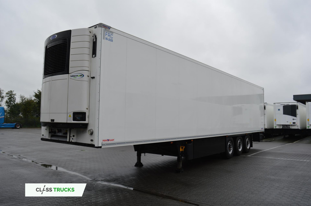 Schmitz Cargobull SKO FP 45 Carrier Vector 1550 - Félpótkocsi hűtős: 1 kép. Schmitz Cargobull SKO FP 45 Carrier Vector 1550 - Félpótkocsi hűtős: 1 kép.