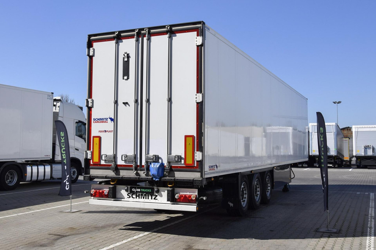 Schmitz Cargobull SKO FP 45 ThermoKing SLXi 300 - Félpótkocsi hűtős: 4 kép. Schmitz Cargobull SKO FP 45 ThermoKing SLXi 300 - Félpótkocsi hűtős: 4 kép.