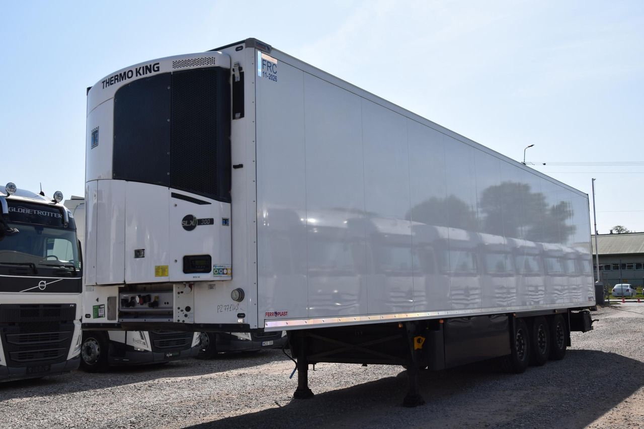 Schmitz Cargobull SKO FP 60 ThermoKing SLXi 300 - Félpótkocsi hűtős: 1 kép. Schmitz Cargobull SKO FP 60 ThermoKing SLXi 300 - Félpótkocsi hűtős: 1 kép.
