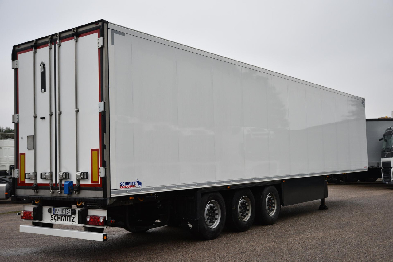 Schmitz Cargobull SKO FP 60 ThermoKing SLXi 300 - Félpótkocsi hűtős: 4 kép. Schmitz Cargobull SKO FP 60 ThermoKing SLXi 300 - Félpótkocsi hűtős: 4 kép.