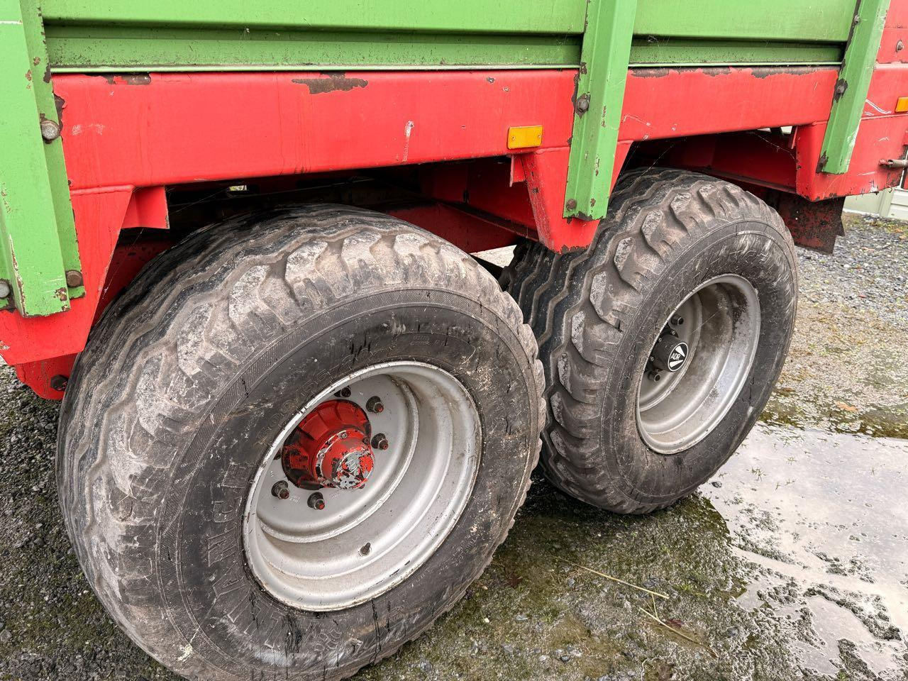 HAWE SLW20TR - Mezőgazdasági billenőpótkocsi: 2 kép. HAWE SLW20TR - Mezőgazdasági billenőpótkocsi: 2 kép.