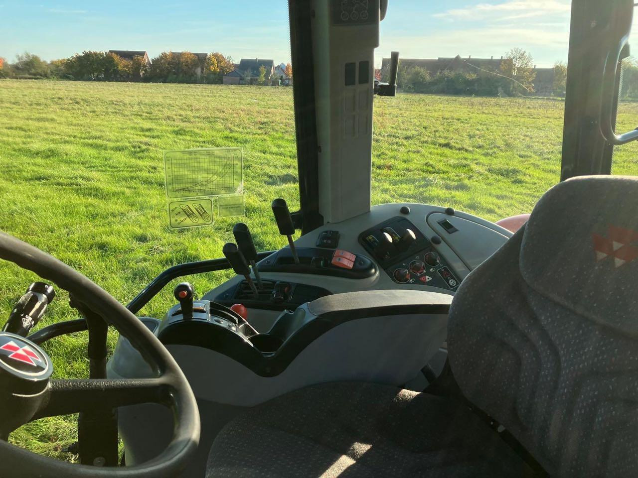 Massey Ferguson 6455 Freisicht - Traktor: 3 kép. Massey Ferguson 6455 Freisicht - Traktor: 3 kép.