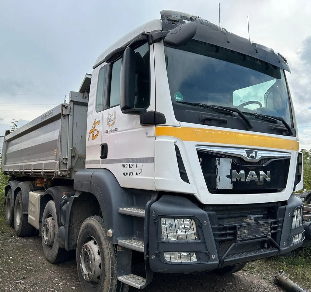 MAN TGS 35.460 8x4 | Wywrotka trójstronna MEILLER Bordmatik | Euro 6 - Billenőplatós teherautó: 1 kép. MAN TGS 35.460 8x4 | Wywrotka trójstronna MEILLER Bordmatik | Euro 6 - Billenőplatós teherautó: 1 kép.
