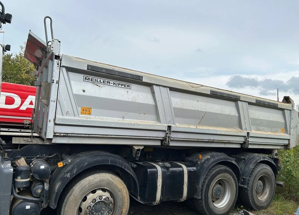 MAN TGS 35.460 8x4 | Wywrotka trójstronna MEILLER Bordmatik | Euro 6 - Billenőplatós teherautó: 5 kép. MAN TGS 35.460 8x4 | Wywrotka trójstronna MEILLER Bordmatik | Euro 6 - Billenőplatós teherautó: 5 kép.