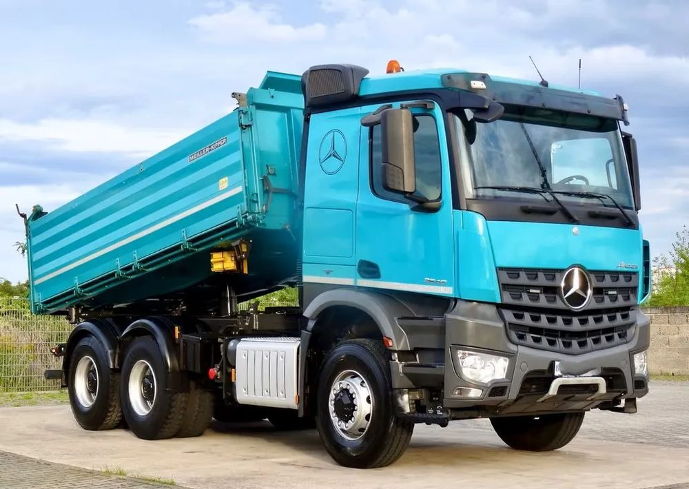 Mercedes-Benz Arocs 2648 LK | Meiller | Bormatik | Euro 6c |Trójstronny wywrot | 6x6 | - Billenőplatós teherautó: 2 kép. Mercedes-Benz Arocs 2648 LK | Meiller | Bormatik | Euro 6c |Trójstronny wywrot | 6x6 | - Billenőplatós teherautó: 2 kép.