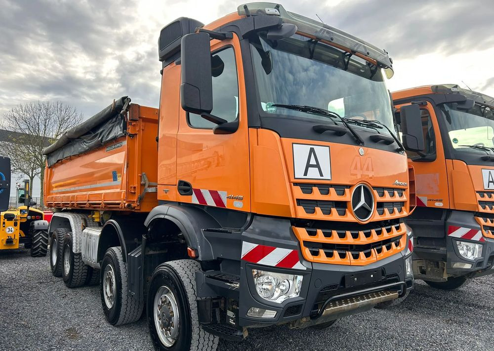Mercedes-Benz Arocs 4145 / 8x6 / Meiler Wywrotka / Euro6 - Billenőplatós teherautó: 1 kép. Mercedes-Benz Arocs 4145 / 8x6 / Meiler Wywrotka / Euro6 - Billenőplatós teherautó: 1 kép.