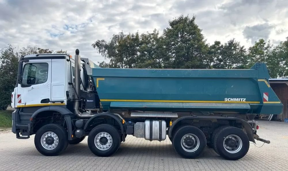 Mercedes-Benz Mercedes-Benz Arocs 4145AK 8x6 Allrad | Wywrotka Schmitz Mulda z hydrauliczną zabudową kiprującą | Euro 6c | Przebieg: 144 249 km !!!! - Billenőplatós teherautó: 5 kép. Mercedes-Benz Mercedes-Benz Arocs 4145AK 8x6 Allrad | Wywrotka Schmitz Mulda z hydrauliczną zabudową kiprującą | Euro 6c | Przebieg: 144 249 km !!!! - Billenőplatós teherautó: 5 kép.