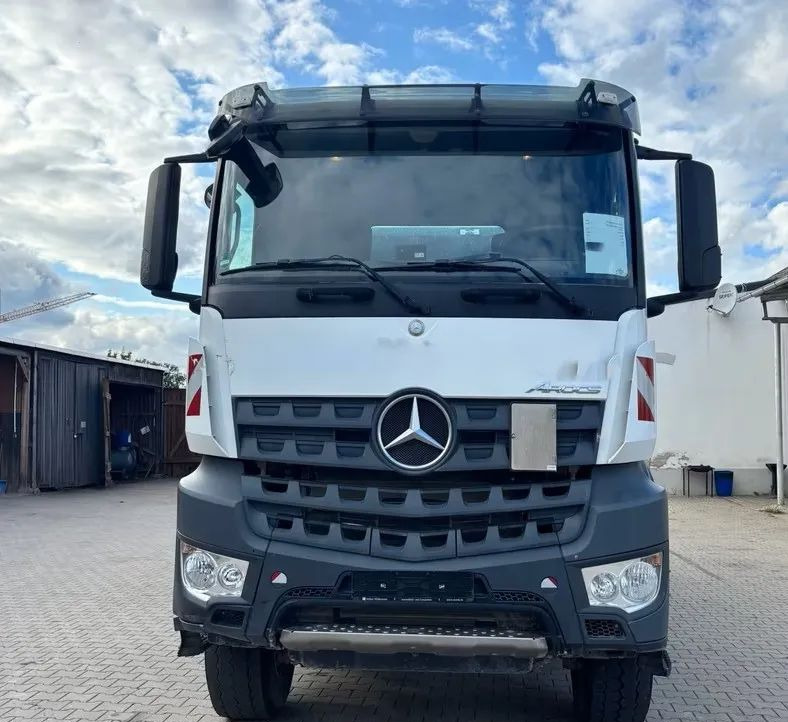 Mercedes-Benz Mercedes-Benz Arocs 4145AK 8x6 Allrad | Wywrotka Schmitz Mulda z hydrauliczną zabudową kiprującą | Euro 6c | Przebieg: 144 249 km !!!! - Billenőplatós teherautó: 4 kép. Mercedes-Benz Mercedes-Benz Arocs 4145AK 8x6 Allrad | Wywrotka Schmitz Mulda z hydrauliczną zabudową kiprującą | Euro 6c | Przebieg: 144 249 km !!!! - Billenőplatós teherautó: 4 kép.