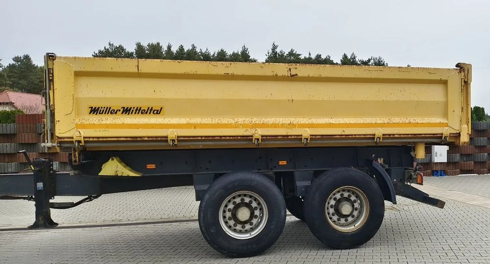 Miller Tandem R180 | Wywrotka 3-stronna | Pneumatyczne zawieszenie | Bordmatik | 2013 | Oś podnoszona - Pótkocsi billenőplatós: 3 kép. Miller Tandem R180 | Wywrotka 3-stronna | Pneumatyczne zawieszenie | Bordmatik | 2013 | Oś podnoszona - Pótkocsi billenőplatós: 3 kép.