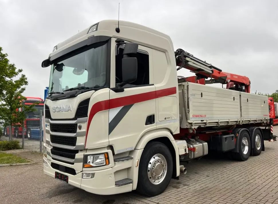 Scania R500 Baustoff / 2-stronna wywrotka Schwarzmüller /HDS Fassi F215 / Euro 6 / Napęd na tylną oś - Billenőplatós teherautó, Darus autó: 2 kép. Scania R500 Baustoff / 2-stronna wywrotka Schwarzmüller /HDS Fassi F215 / Euro 6 / Napęd na tylną oś - Billenőplatós teherautó, Darus autó: 2 kép.