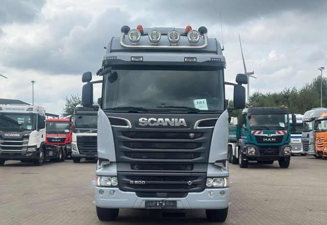 Scania R500 V8 6x2 |platforma budowlana z HDS FASSI F235 sterowanie radiowe | Euro5| Oś tylna: podnoszona i skrętna - Platós teherautó, Darus autó: 3 kép. Scania R500 V8 6x2 |platforma budowlana z HDS FASSI F235 sterowanie radiowe | Euro5| Oś tylna: podnoszona i skrętna - Platós teherautó, Darus autó: 3 kép.