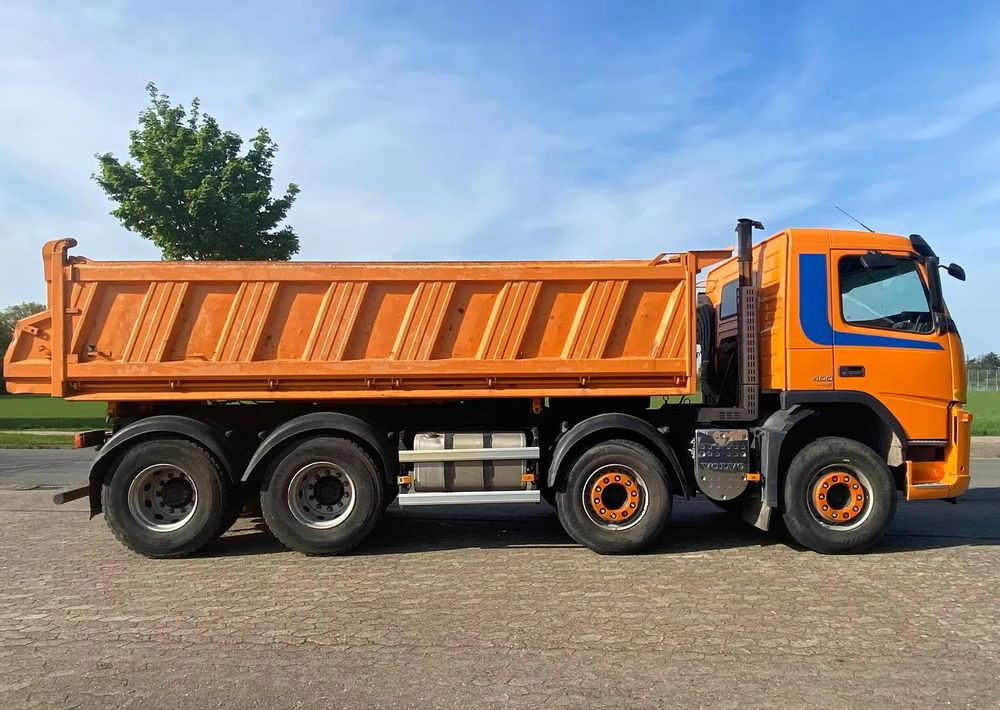 Volvo FM 400 | 8x4 | Meiller Kipper | Bordmatik | Euro 5 | Manualna - Billenőplatós teherautó: 5 kép. Volvo FM 400 | 8x4 | Meiller Kipper | Bordmatik | Euro 5 | Manualna - Billenőplatós teherautó: 5 kép.