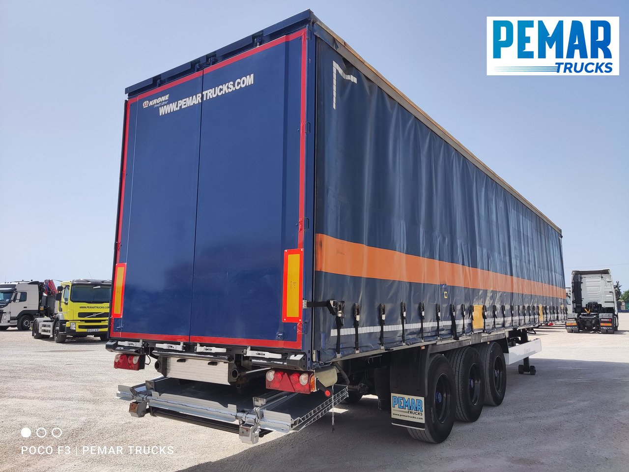 KRONE SD TAUTLINER PLATAFORMA ELEVADORA - Ponyvás félpótkocsi: 5 kép. KRONE SD TAUTLINER PLATAFORMA ELEVADORA - Ponyvás félpótkocsi: 5 kép.