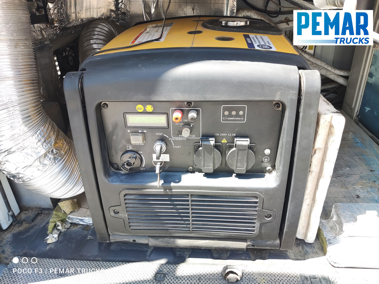 Kisteherautó MERCEDES-BENZ SPRINTER 313 CDI CAMPERIZADA: 30 kép. Kisteherautó MERCEDES-BENZ SPRINTER 313 CDI CAMPERIZADA: 30 kép.