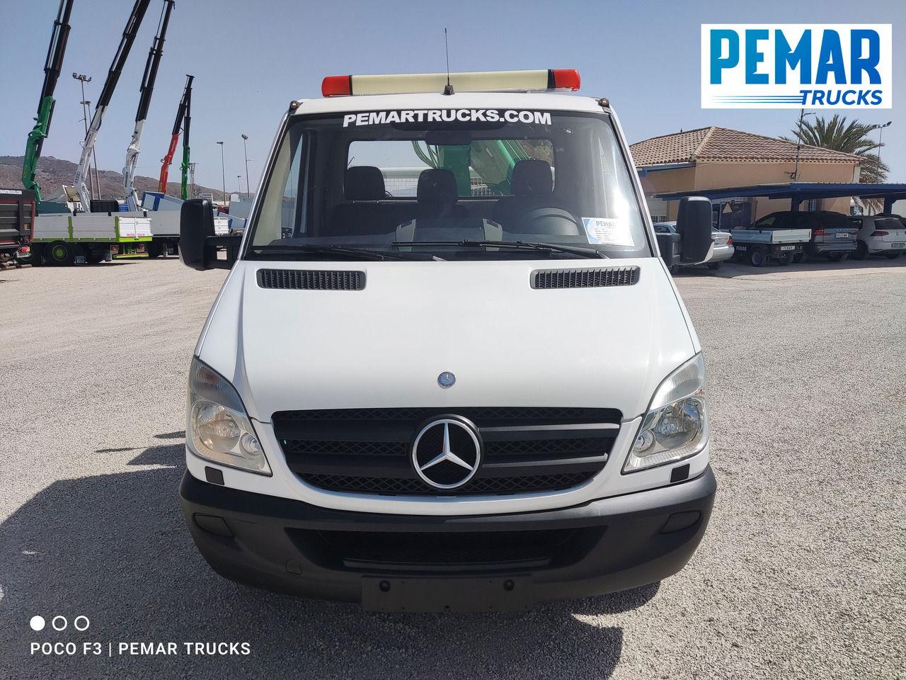 MERCEDES-BENZ SPRINTER 515 CDI GRUA CAJA FIJA 150 CV - Platós teherautó, Darus autó: 2 kép. MERCEDES-BENZ SPRINTER 515 CDI GRUA CAJA FIJA 150 CV - Platós teherautó, Darus autó: 2 kép.