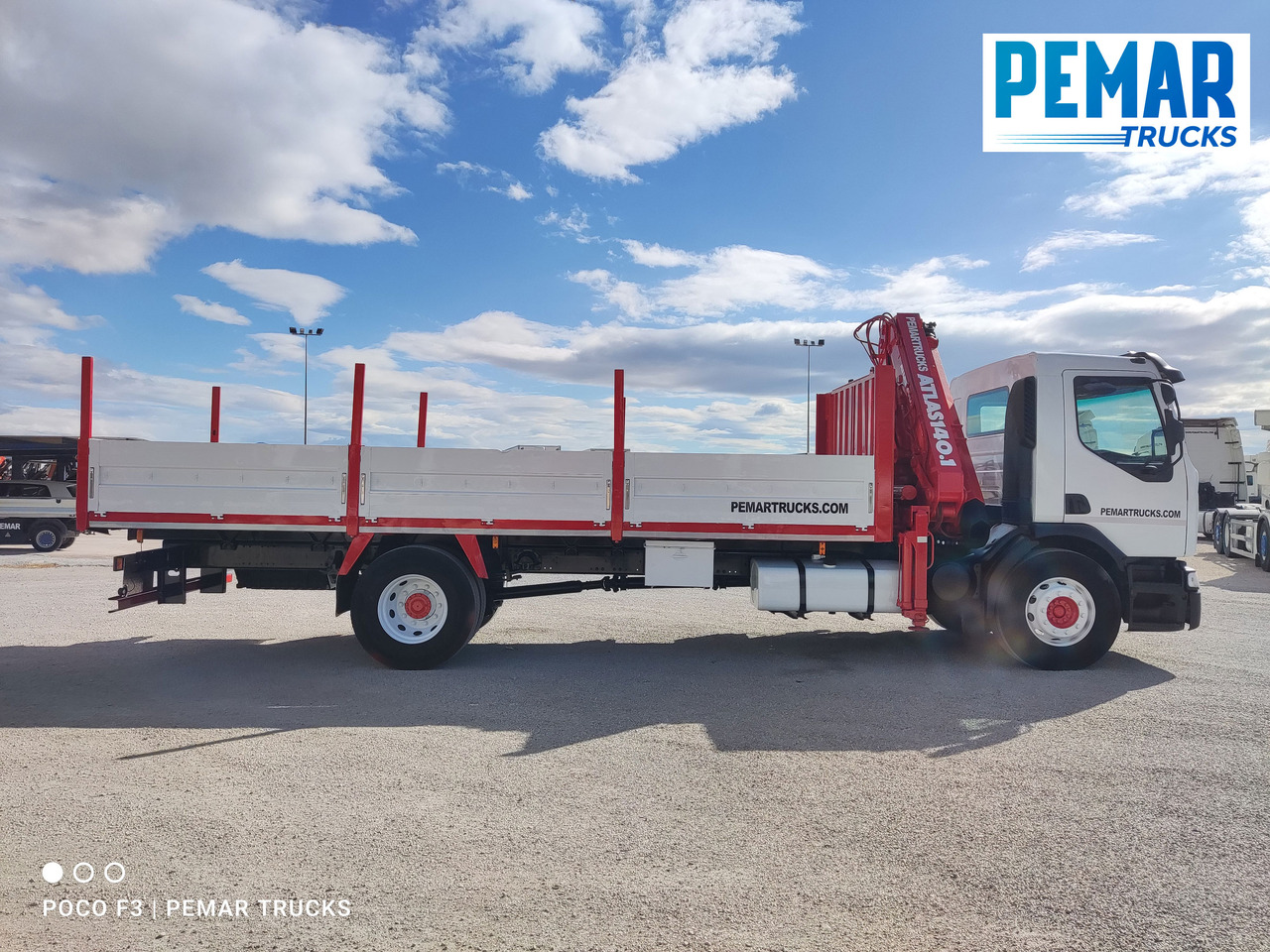 RENAULT PREMIUM 270 DCI GRUA CAJA FIJA - Darus autó: 5 kép. RENAULT PREMIUM 270 DCI GRUA CAJA FIJA - Darus autó: 5 kép.