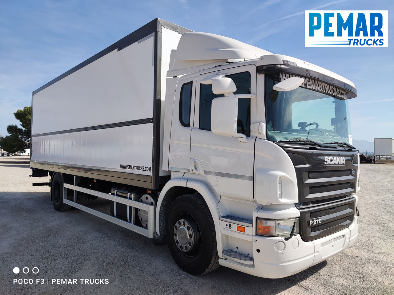 SCANIA P 270 FURGON CERRADO 18T - Dobozos felépítményű teherautó: 3 kép. SCANIA P 270 FURGON CERRADO 18T - Dobozos felépítményű teherautó: 3 kép.