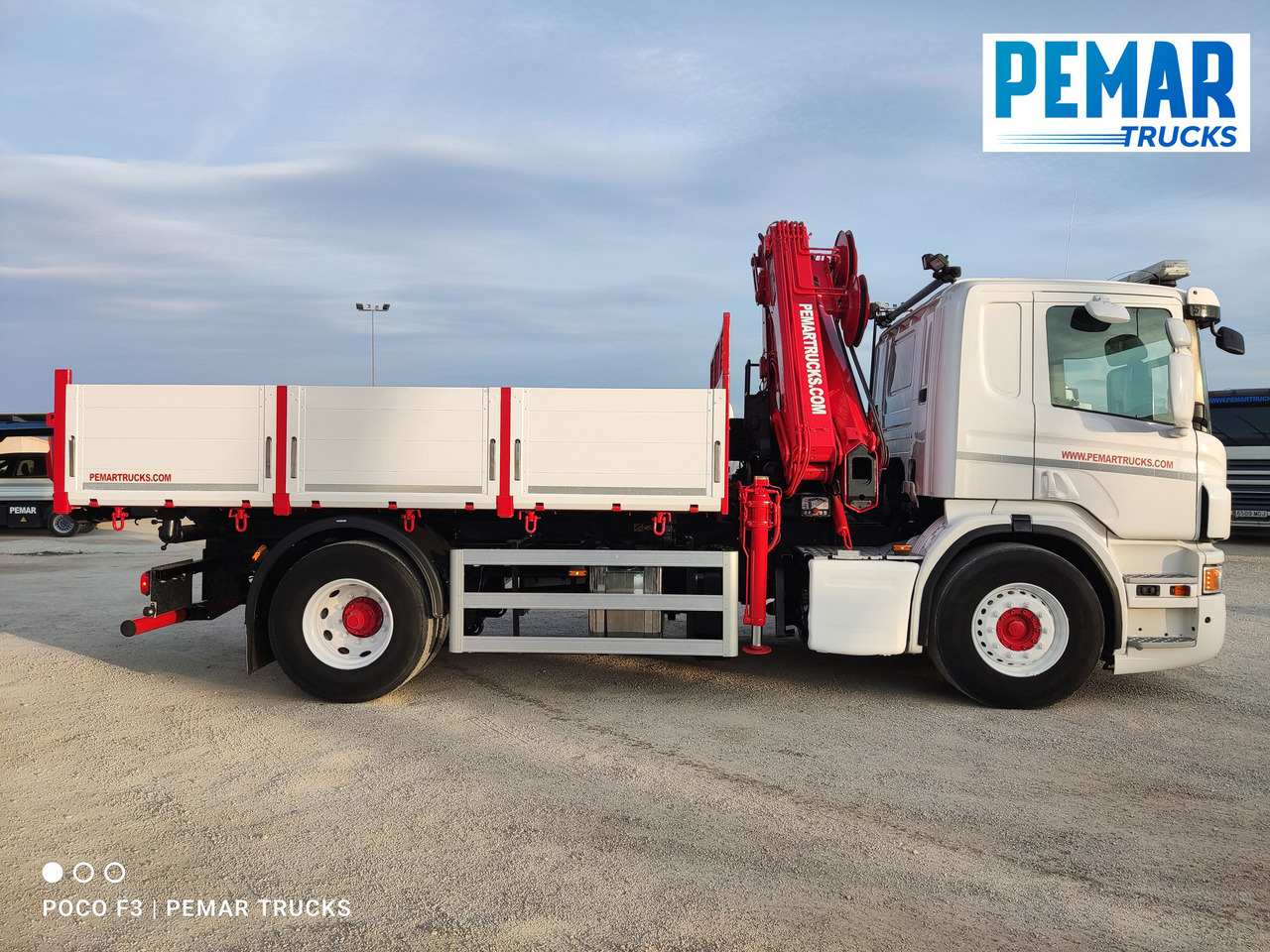 SCANIA P 280 GRUA BASCULANTE 18T EURO 6 - Darus autó: 4 kép. SCANIA P 280 GRUA BASCULANTE 18T EURO 6 - Darus autó: 4 kép.