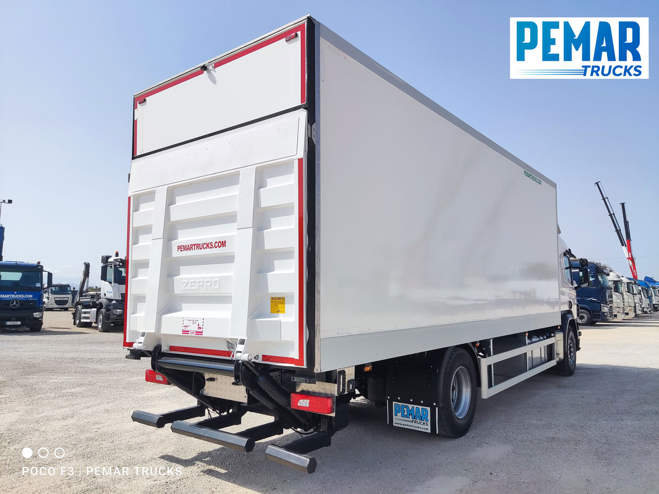 SCANIA P 320 CAJA CERRADA 18T EURO 6 - Dobozos felépítményű teherautó: 5 kép. SCANIA P 320 CAJA CERRADA 18T EURO 6 - Dobozos felépítményű teherautó: 5 kép.