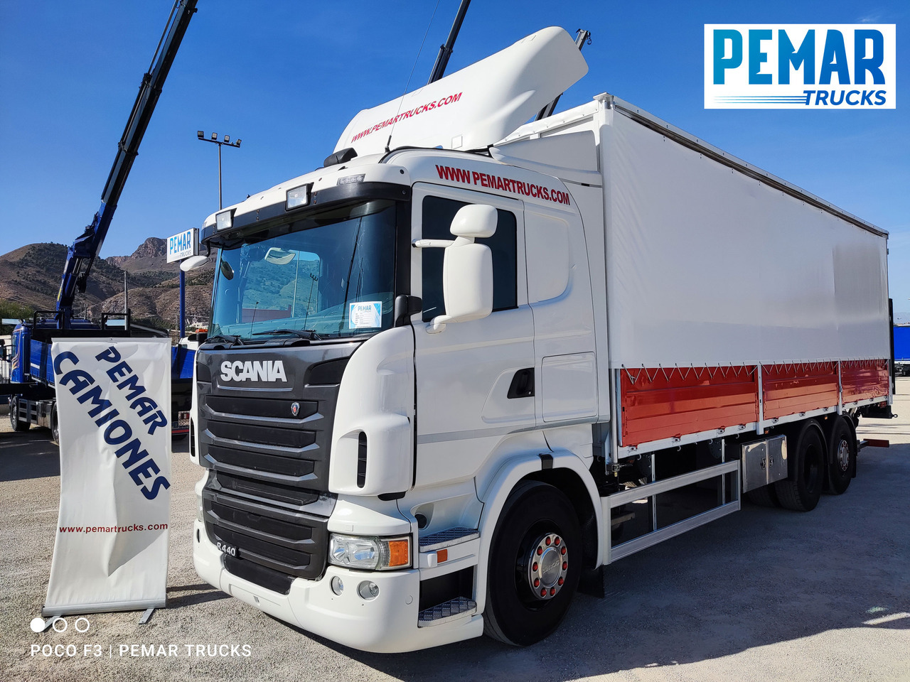 SCANIA R 440 6X2 SEMITAUTLINER - Ponyvás teherautó: 1 kép. SCANIA R 440 6X2 SEMITAUTLINER - Ponyvás teherautó: 1 kép.