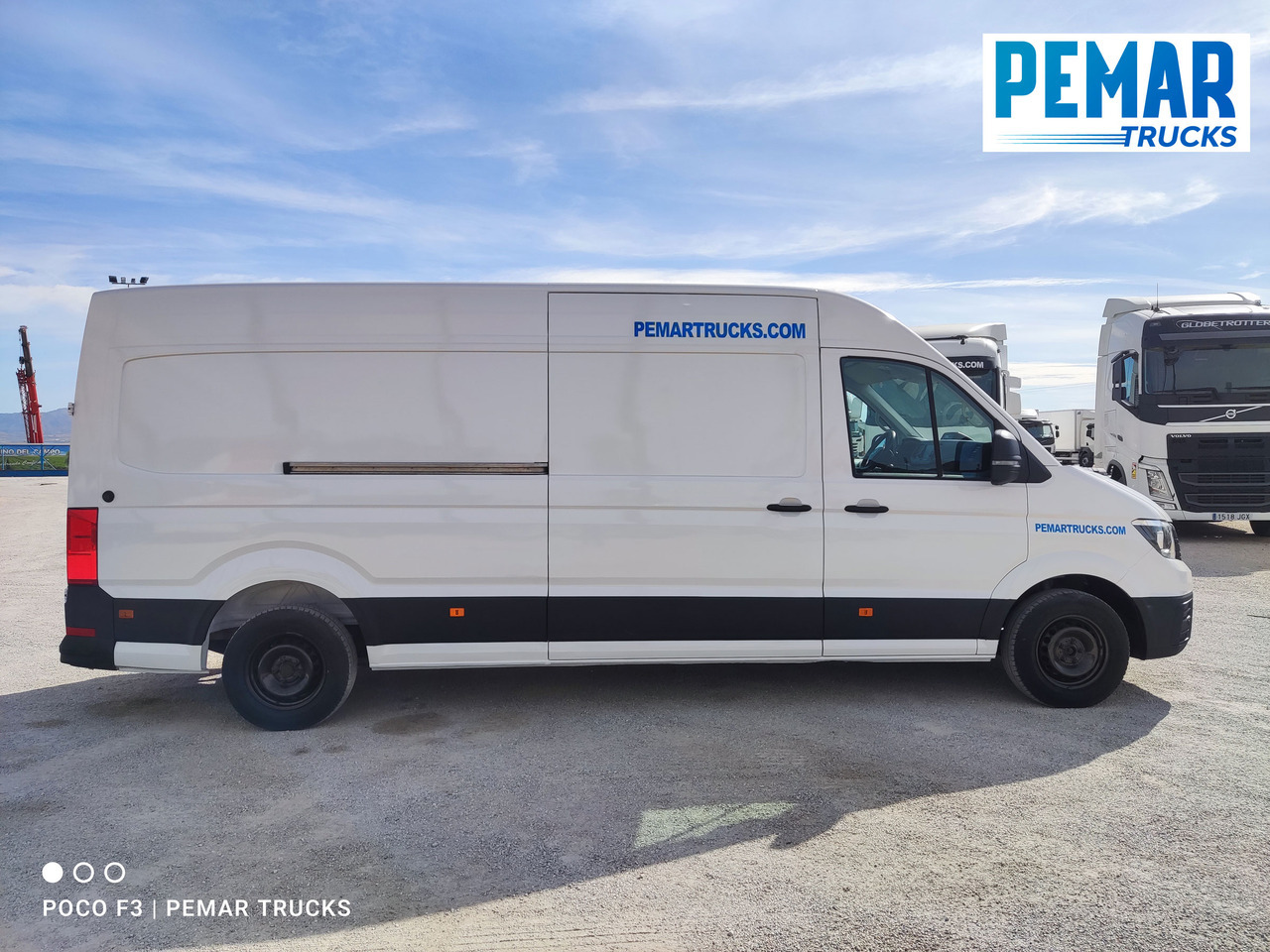 VOLKSWAGEN CRAFTER 2.0 L4 H3 - Furgon: 4 kép. VOLKSWAGEN CRAFTER 2.0 L4 H3 - Furgon: 4 kép.