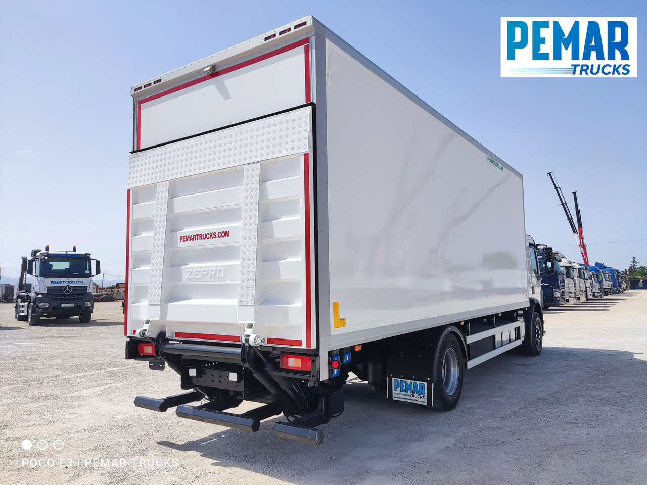 VOLVO FE 320 CAJA CERRADA 18T EURO 6 - Dobozos felépítményű teherautó: 5 kép. VOLVO FE 320 CAJA CERRADA 18T EURO 6 - Dobozos felépítményű teherautó: 5 kép.