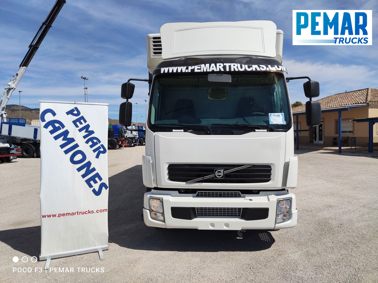 VOLVO FL 240 FRIGORIFICO 14T - Hűtős teherautó: 2 kép. VOLVO FL 240 FRIGORIFICO 14T - Hűtős teherautó: 2 kép.