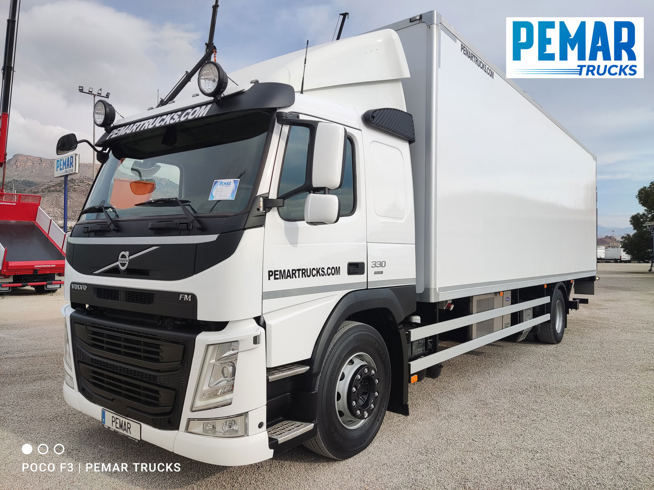 VOLVO FM 330 4X2 FRIGORIFICO EURO 6 - Hűtős teherautó: 1 kép. VOLVO FM 330 4X2 FRIGORIFICO EURO 6 - Hűtős teherautó: 1 kép.