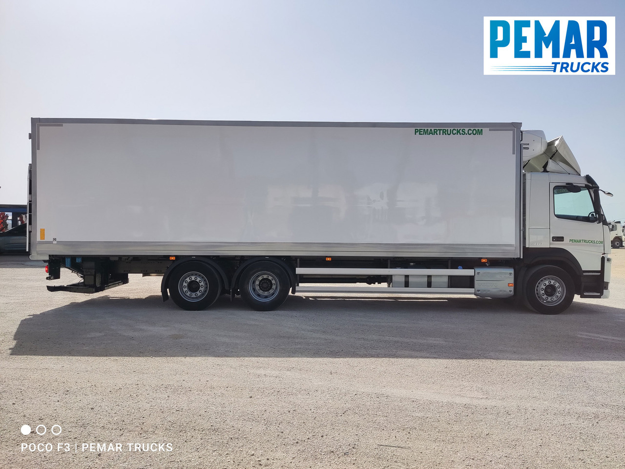 VOLVO FM 410 6X2 FRIGORIFICO EURO 6 - Hűtős teherautó: 4 kép. VOLVO FM 410 6X2 FRIGORIFICO EURO 6 - Hűtős teherautó: 4 kép.