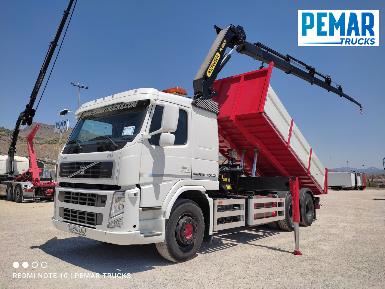 VOLVO FM 440 6X4 GRUA BASCULANTE - Billenőplatós teherautó, Darus autó: 1 kép. VOLVO FM 440 6X4 GRUA BASCULANTE - Billenőplatós teherautó, Darus autó: 1 kép.