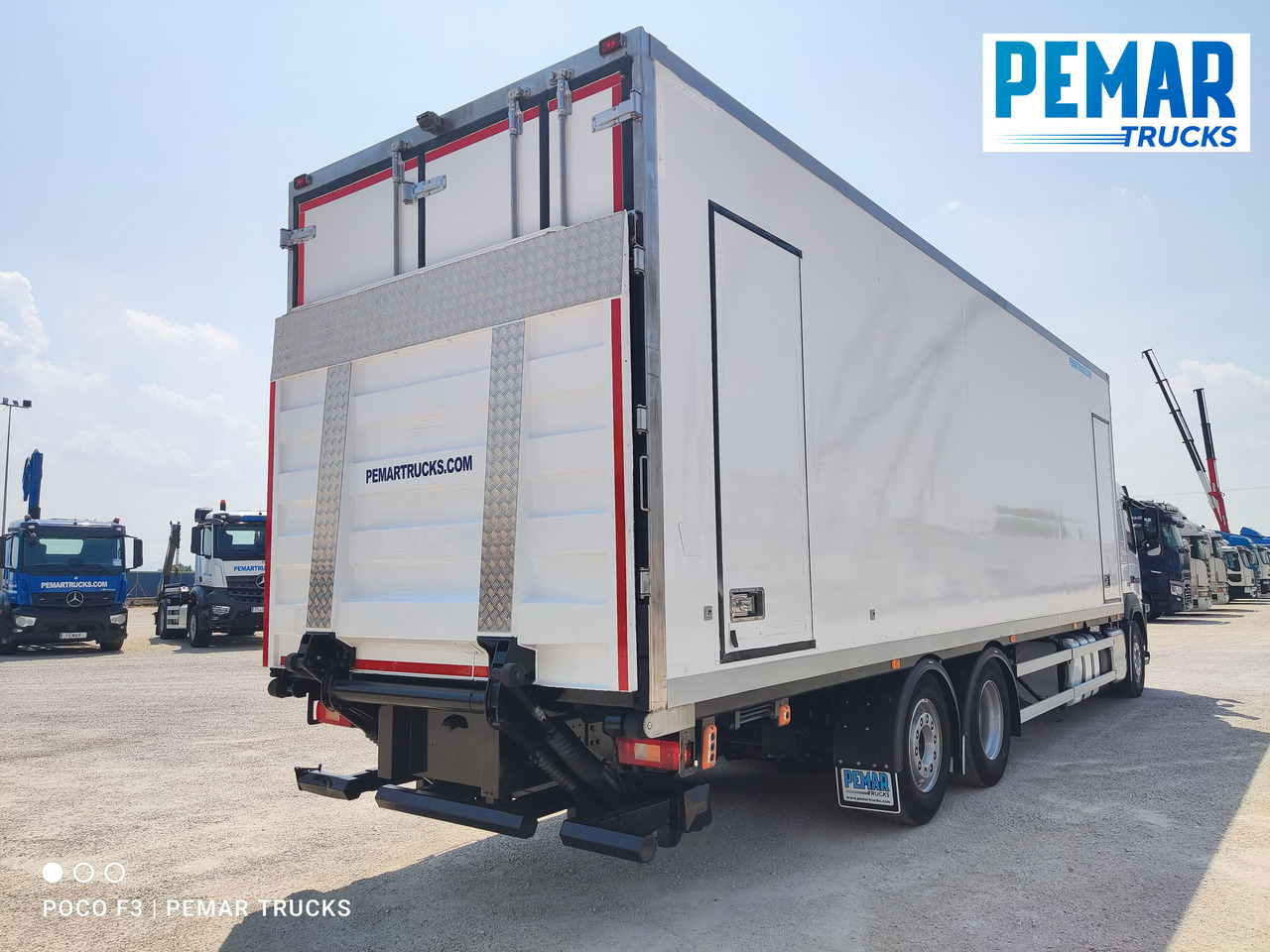 VOLVO FM 500 6X2 FRIGORIFICO EURO 6 - Hűtős teherautó: 5 kép. VOLVO FM 500 6X2 FRIGORIFICO EURO 6 - Hűtős teherautó: 5 kép.