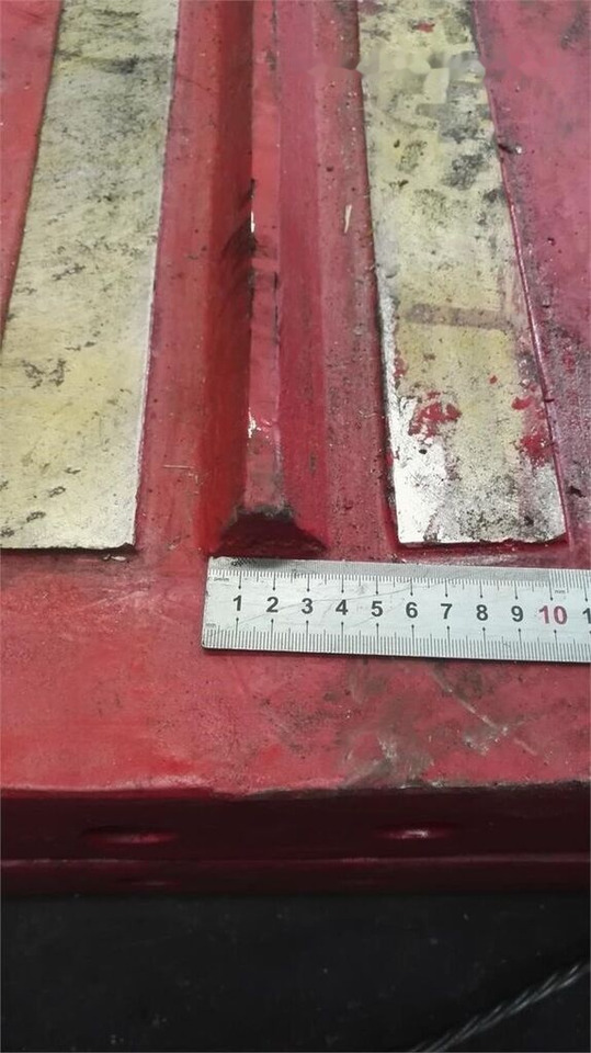 Kinglink Blow Bar NP1315 for Metso NP1315 crusher - Alkatrész - Törőgép: 3 kép. Kinglink Blow Bar NP1315 for Metso NP1315 crusher - Alkatrész - Törőgép: 3 kép.
