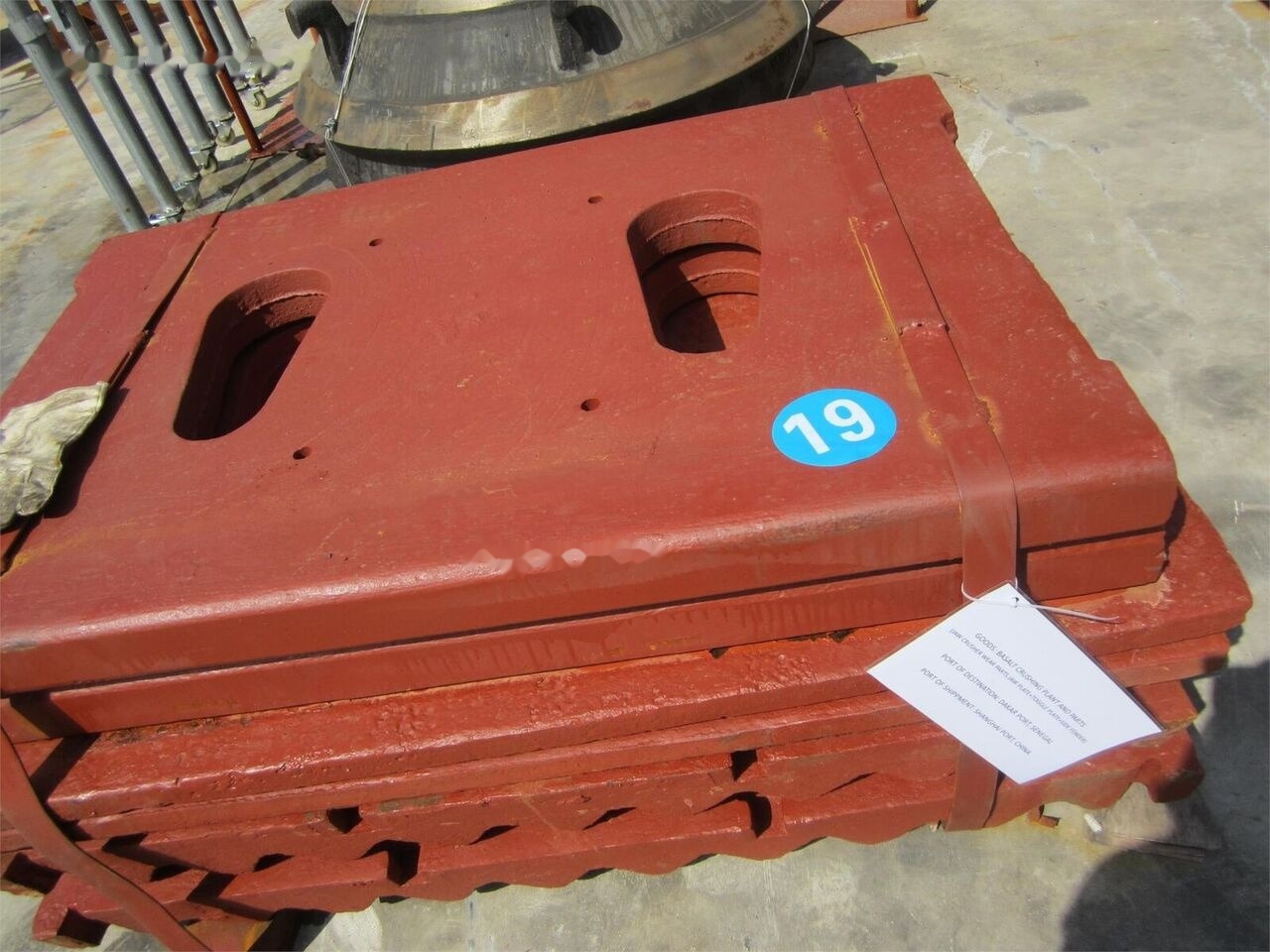 Movable and Fixed Jaw Plates for PE2436 Jaw Crusher - Alkatrész - Pofás törő: 1 kép. Movable and Fixed Jaw Plates for PE2436 Jaw Crusher - Alkatrész - Pofás törő: 1 kép.