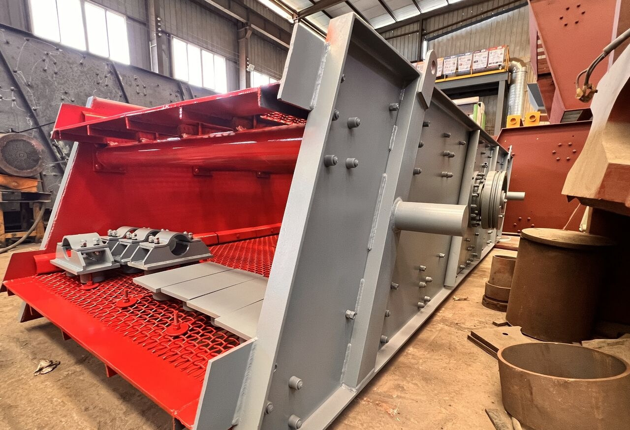 Kinglink 2YK1548 Inclined Vibrating Screen - Osztályozó berendezés: 2 kép. Kinglink 2YK1548 Inclined Vibrating Screen - Osztályozó berendezés: 2 kép.