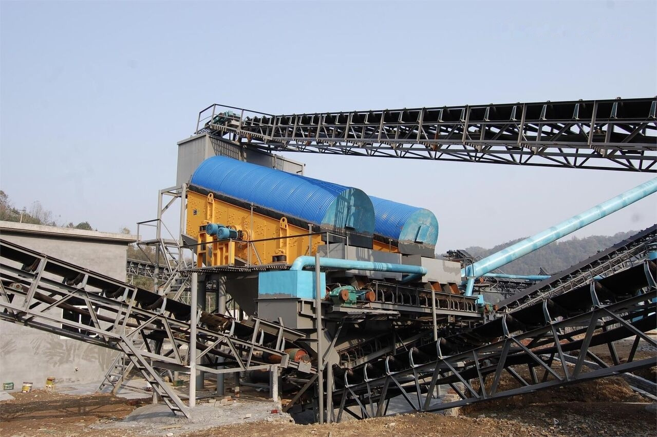 Kinglink 3YK3070 Inclined Vibrating Screen - Osztályozó berendezés: 2 kép. Kinglink 3YK3070 Inclined Vibrating Screen - Osztályozó berendezés: 2 kép.