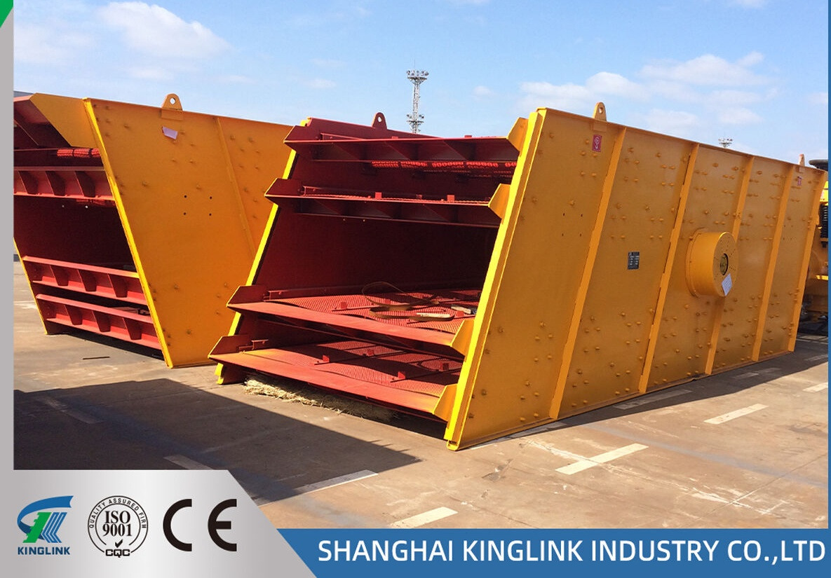 Kinglink 4YK2460 Inclined Vibrating Screen - Osztályozó berendezés: 1 kép. Kinglink 4YK2460 Inclined Vibrating Screen - Osztályozó berendezés: 1 kép.
