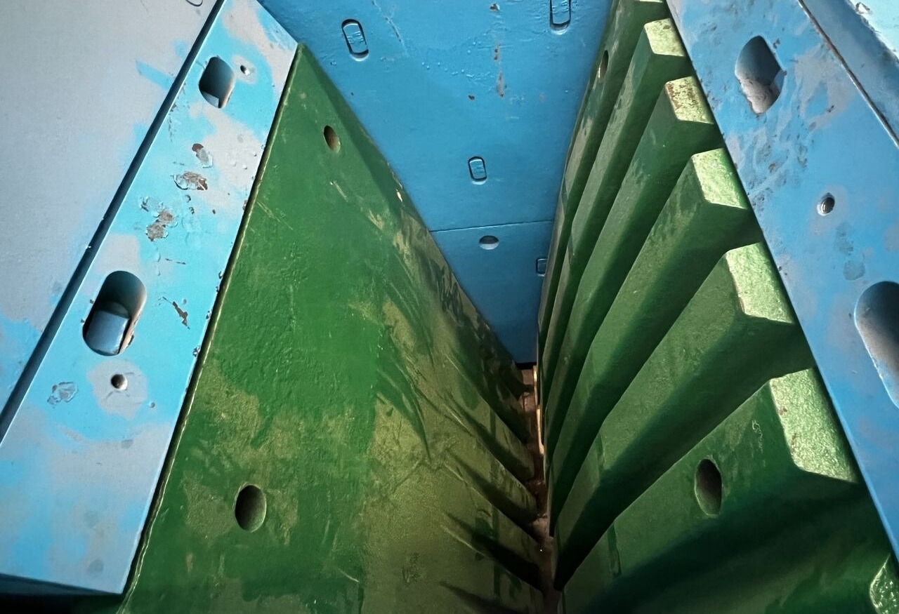 Kinglink C80 Jaw Crusher - Pofás törő: 2 kép. Kinglink C80 Jaw Crusher - Pofás törő: 2 kép.