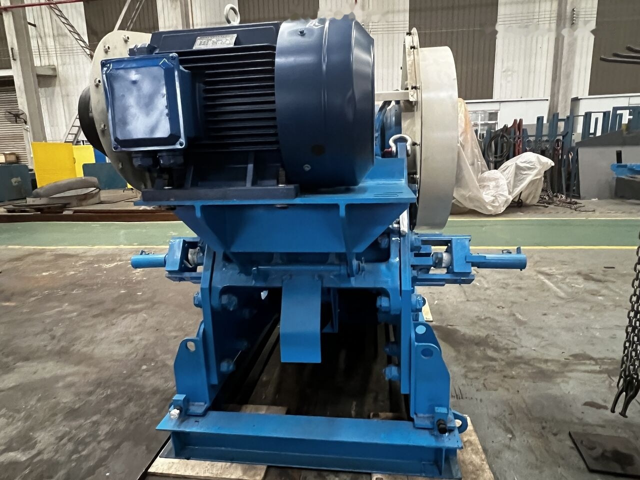 Kinglink C80 Jaw Crusher - Pofás törő: 4 kép. Kinglink C80 Jaw Crusher - Pofás törő: 4 kép.