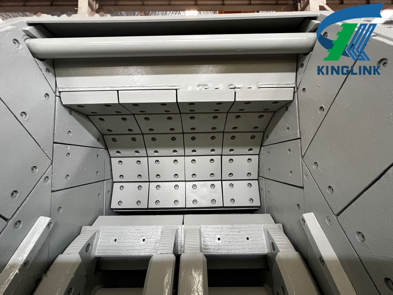 Kinglink HSI Impactor KPF1416 - Röpítő törő: 1 kép. Kinglink HSI Impactor KPF1416 - Röpítő törő: 1 kép.