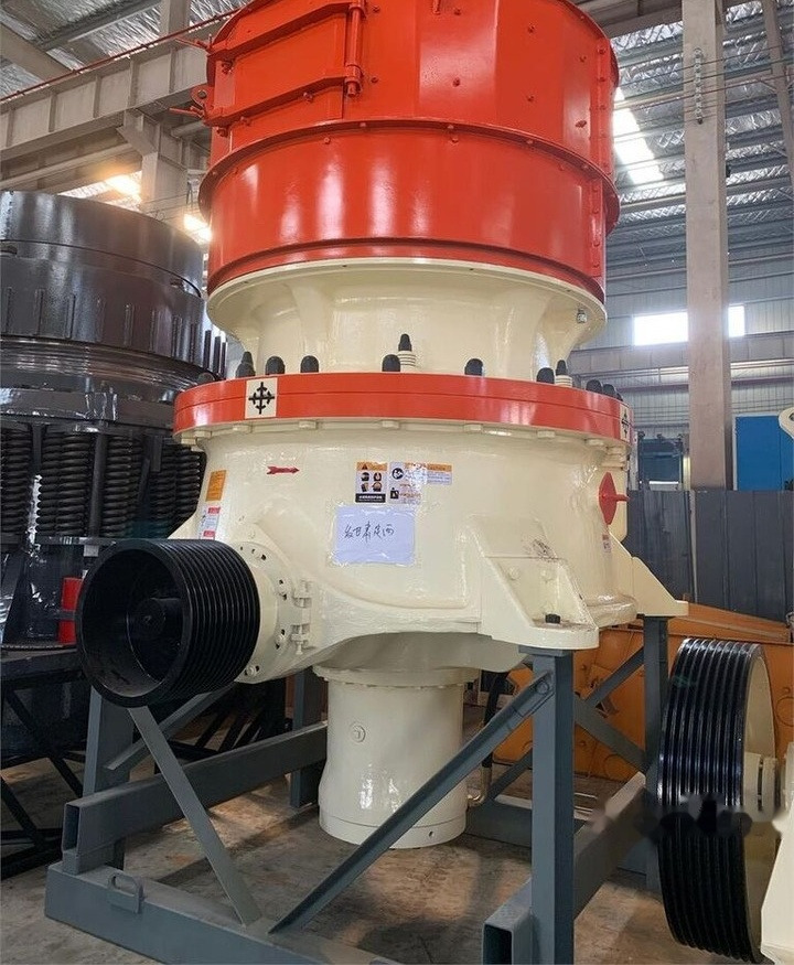Kinglink KCH430 Cone Crusher with high efficiency - Kúpos törő: 2 kép. Kinglink KCH430 Cone Crusher with high efficiency - Kúpos törő: 2 kép.