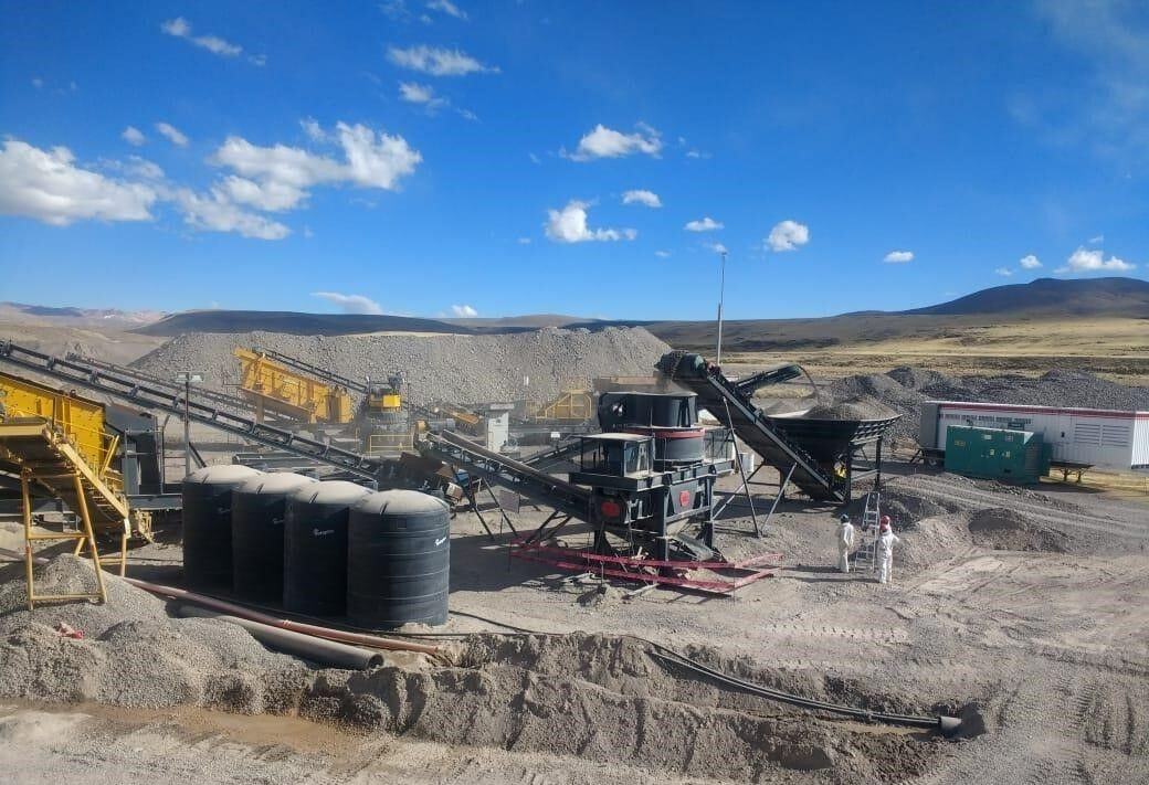 Kinglink KL10 VSI Impactor Crusher | VSI Crusher - Röpítő törő: 3 kép. Kinglink KL10 VSI Impactor Crusher | VSI Crusher - Röpítő törő: 3 kép.