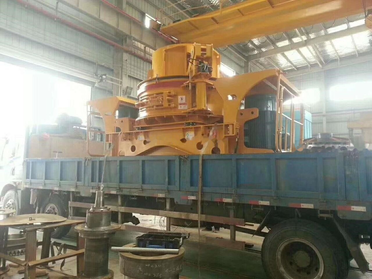 Kinglink KL10 Vertical Shaft Impact Crusher - Röpítő törő: 3 kép. Kinglink KL10 Vertical Shaft Impact Crusher - Röpítő törő: 3 kép.