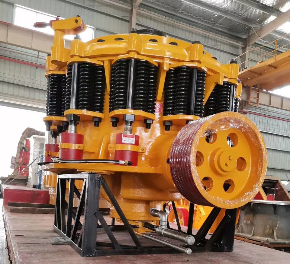 Kinglink KL1380 4.5FT Riverbed Materials Stone Cone Crusher (4 1/2 FT) - Kúpos törő: 1 kép. Kinglink KL1380 4.5FT Riverbed Materials Stone Cone Crusher (4 1/2 FT) - Kúpos törő: 1 kép.