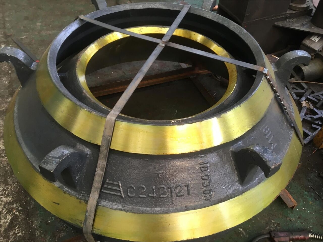 Kinglink Mantle and Concave for MINYU Cone Crushers - Kúpos törő: 2 kép. Kinglink Mantle and Concave for MINYU Cone Crushers - Kúpos törő: 2 kép.