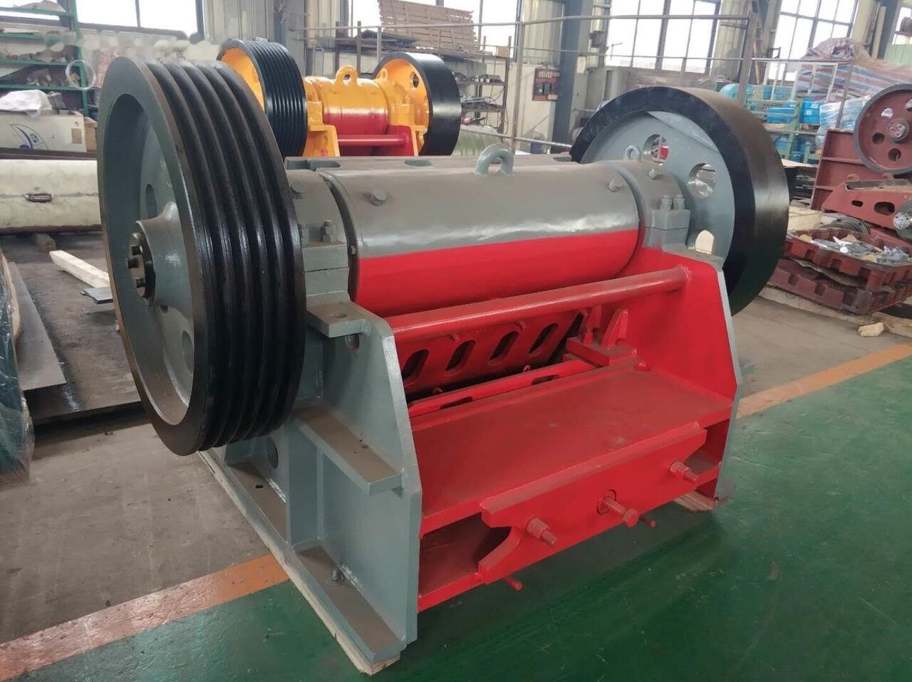 Kinglink PEX1047 Jaw Crusher in stock for aggregates crushing - Pofás törő: 1 kép. Kinglink PEX1047 Jaw Crusher in stock for aggregates crushing - Pofás törő: 1 kép.