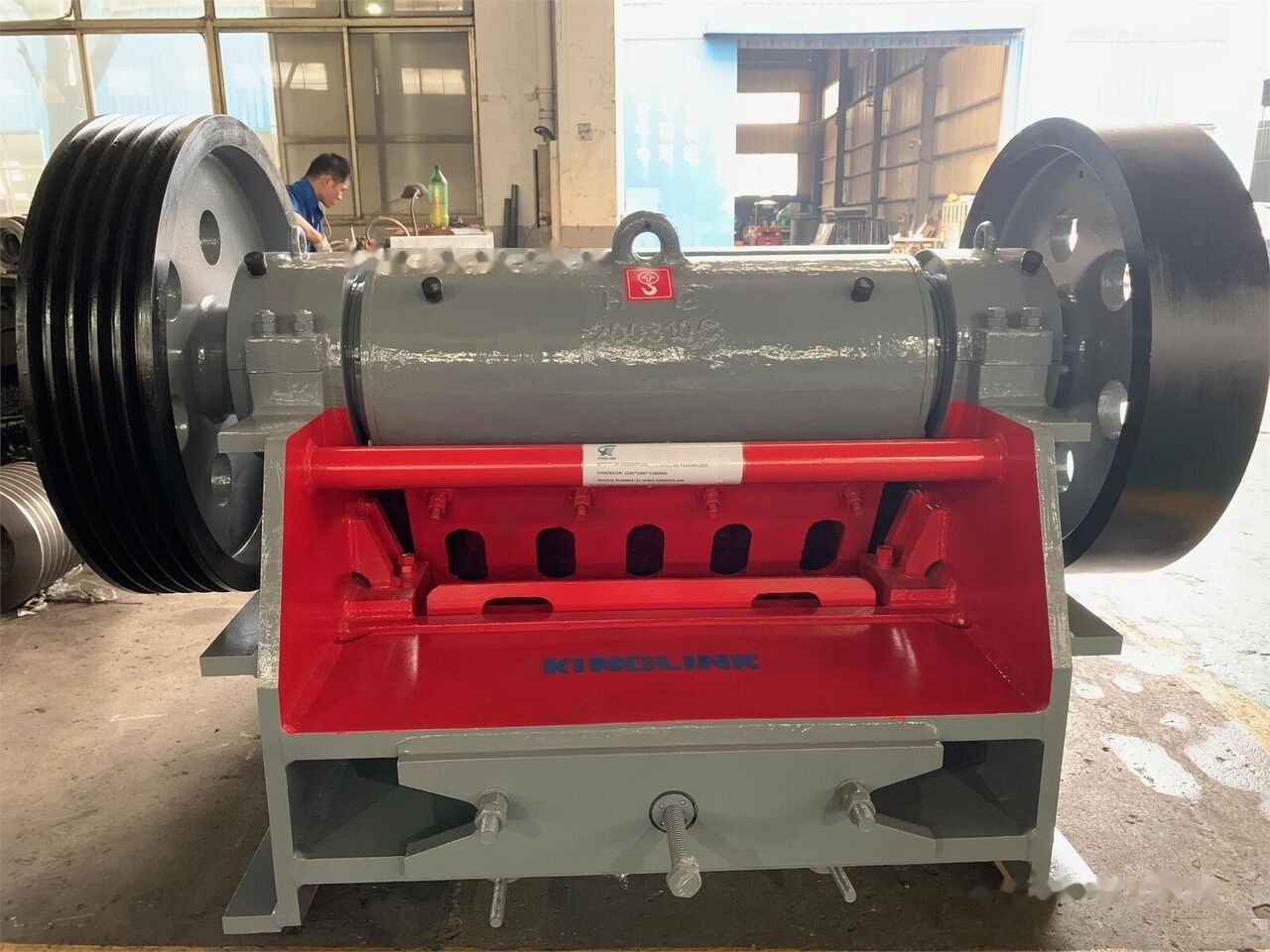 Kinglink PEX1047 Jaw Crusher to USA - Pofás törő: 1 kép. Kinglink PEX1047 Jaw Crusher to USA - Pofás törő: 1 kép.