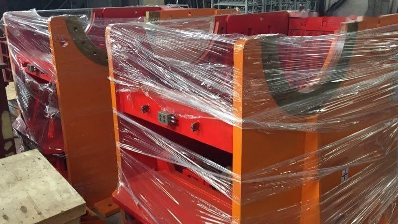 Kinglink Shanbao PE750X1060 Primary Basalt Jaw Crusher - Pofás törő: 2 kép. Kinglink Shanbao PE750X1060 Primary Basalt Jaw Crusher - Pofás törő: 2 kép.