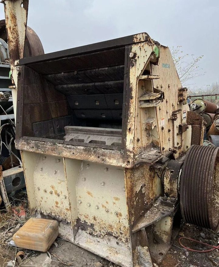 Metso Nordberg 1315 - Röpítő törő: 5 kép. Metso Nordberg 1315 - Röpítő törő: 5 kép.